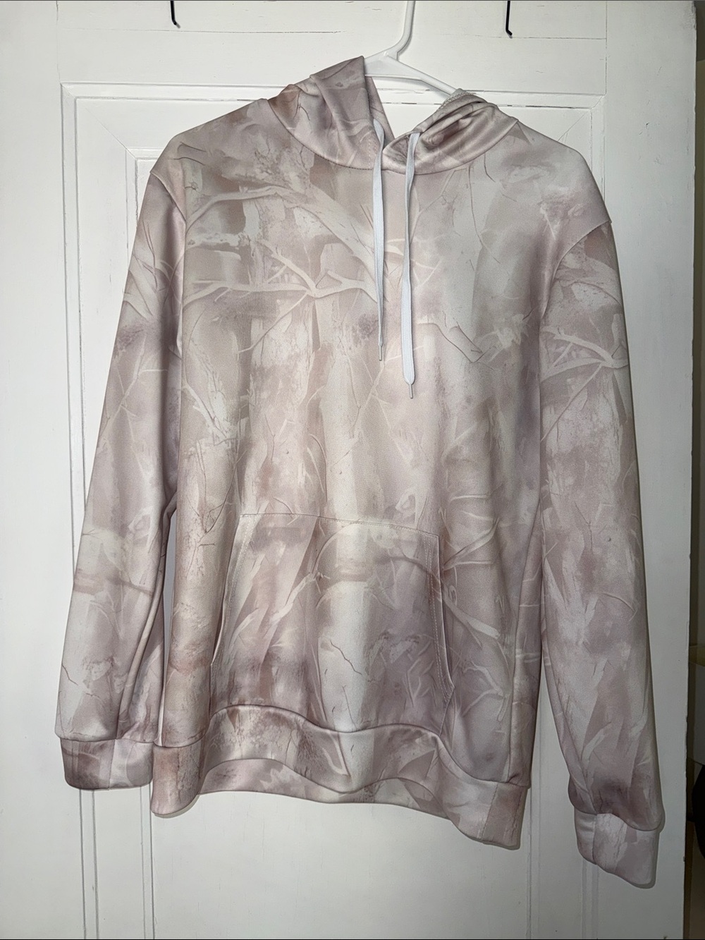 Women’s Camo Hooded Pullover Sweatshirt